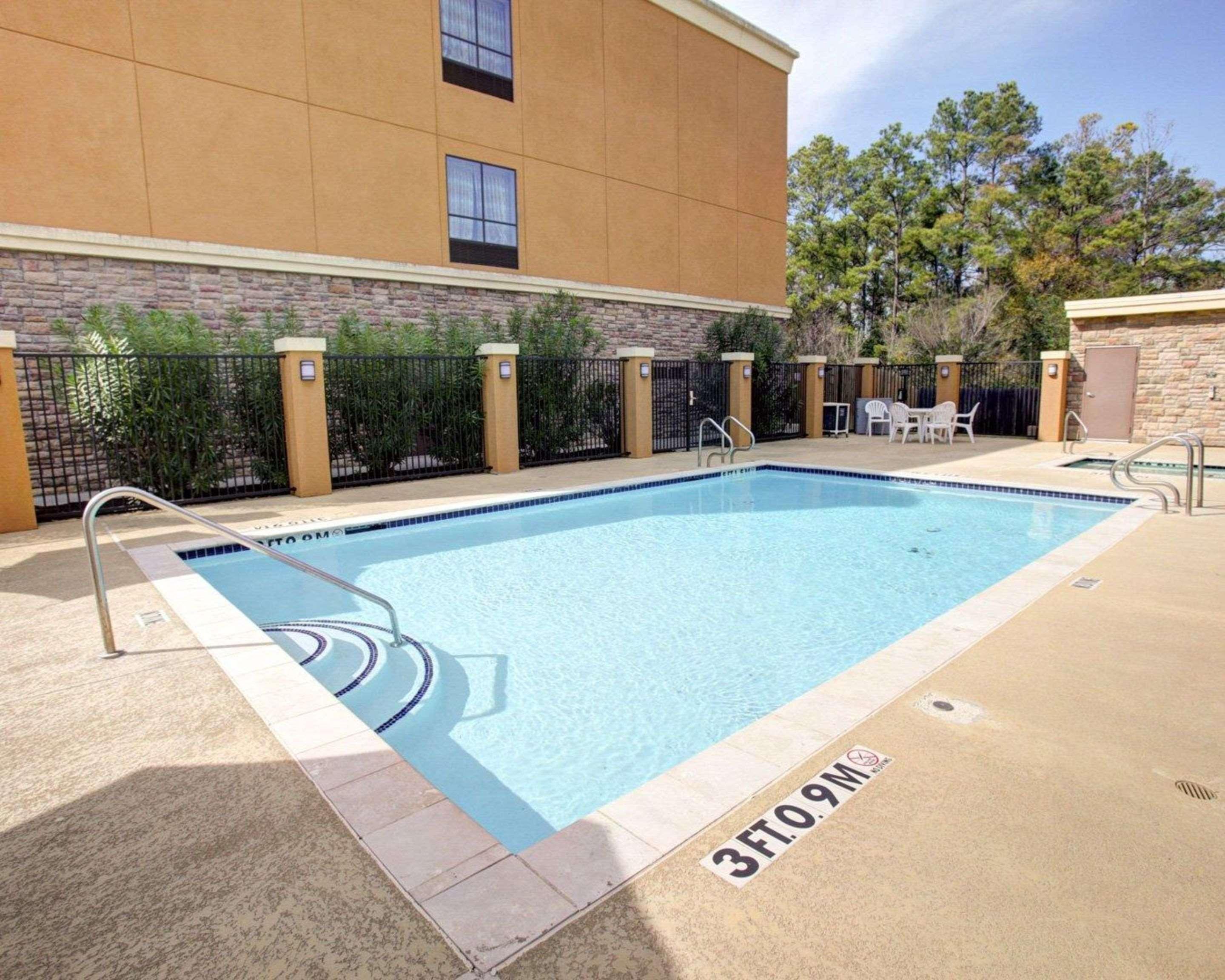 Comfort Suites Old Town Spring Exteriör bild